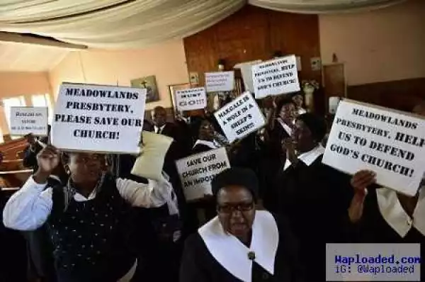 Drama as Angry Church Members Demand the Removal of their Pastor Over Affair With a Member